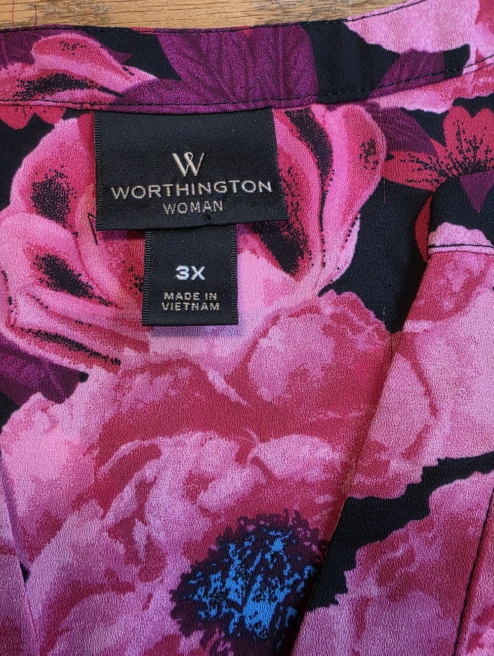 Worthington Pink Black Floral Roll Tab Sleeve Blouse 3X - Picture 4 of 16